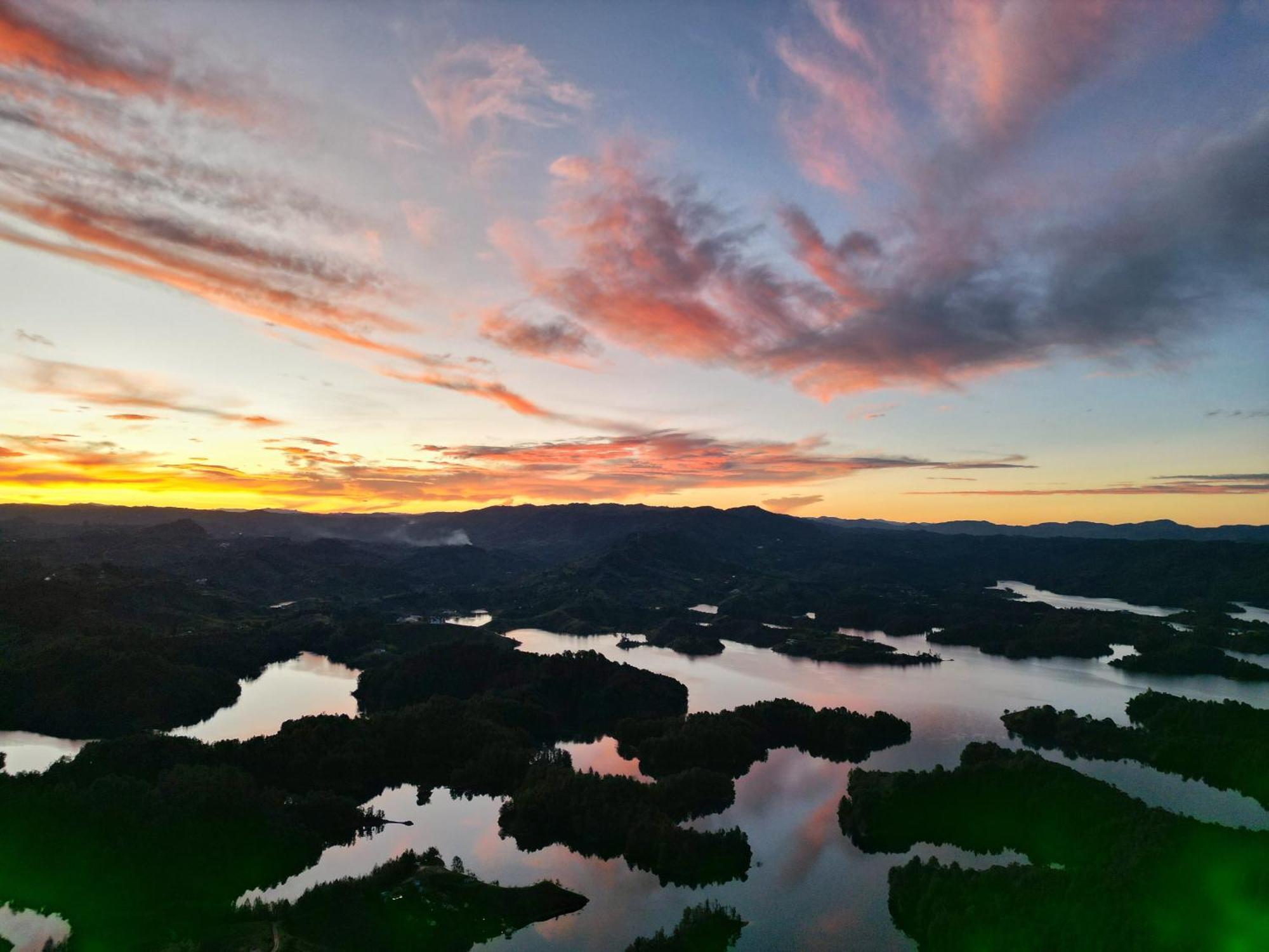 Levit Glamping - Hotel Guatape Penol (Adults Only) Εξωτερικό φωτογραφία